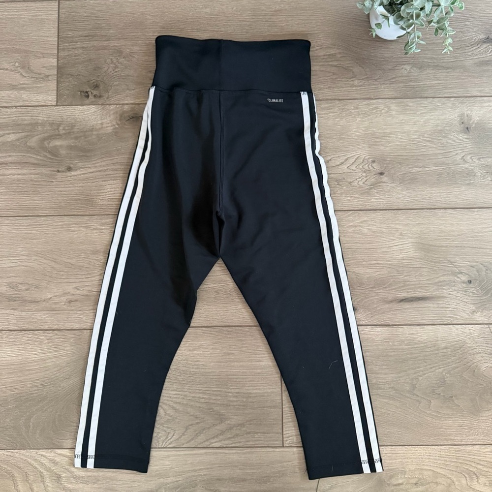 Adidas Women’s Black and White Stripe Cropped Leggings Size XS - Picture 4 of 6